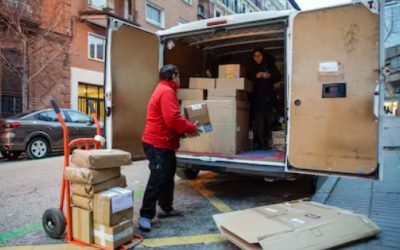 Enviar paquetes baratos está hundiendo al transporte y logística