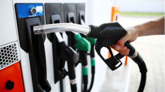 El Gobierno de España no se atreve a implantar el “dieselazo” y la UE se lo hace pagar