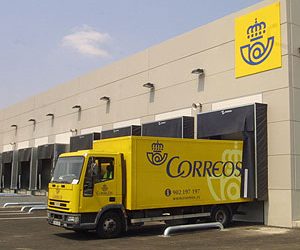 Correos sigue perdiendo dinero, cartas y envíos en una cuesta abajo sin freno